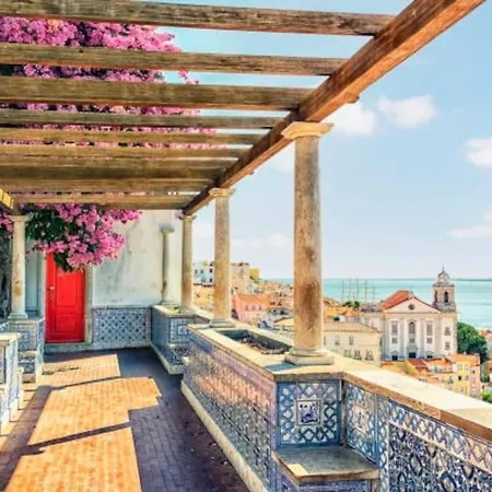 Piso Ideal Para Familias Con Espectacular Vistas Lisbona